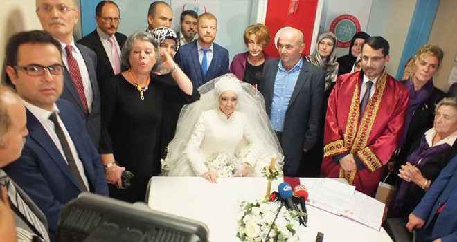 Eyüpsultan'da Hastane Odasında Nikah Heyecanı