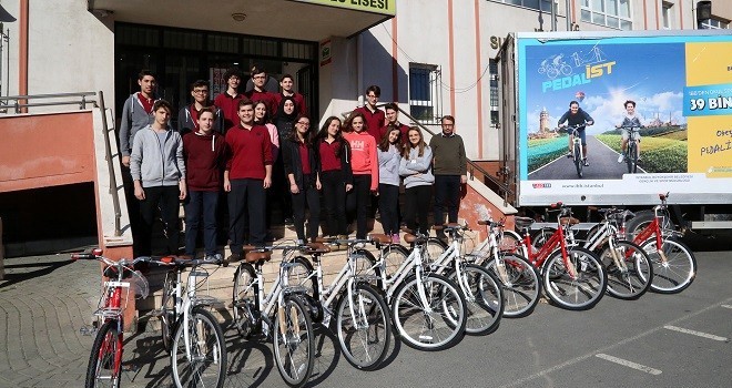 Büyükşehir'den okullara 39 bin bisiklet