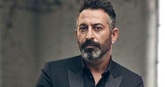 Cem Yılmaz'dan Kürk Mantolu Madonna göndermesi