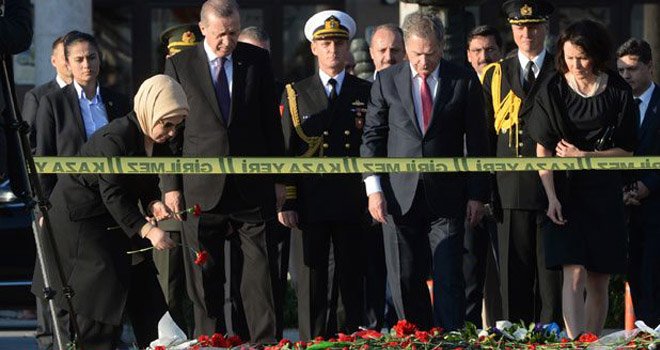 Erdoğan Ankara saldırısının olduğu patlama yerinde