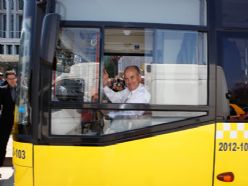 İstanbul`a Sarışın Otobüs