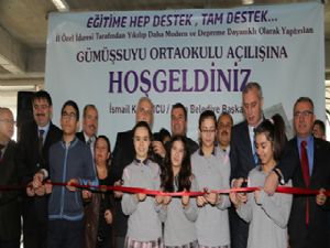 Gümüşsuyu Ortaokulu Açıldı