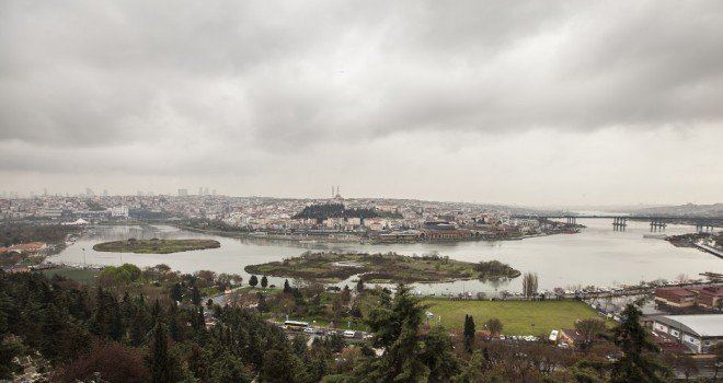 Haliç 'Lale Devri'ni yaşıyor