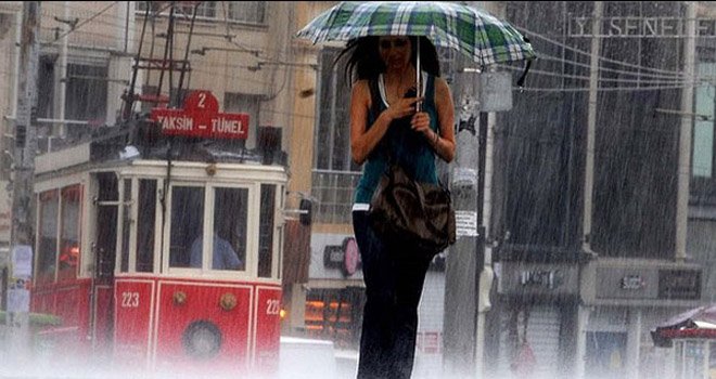 İstanbul'a yağış geliyor...