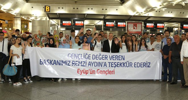 Öğrencilere karne hediyesi Balkanlar gezisi