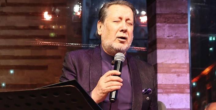 Ahmet Özhan’dan muhteşem konser