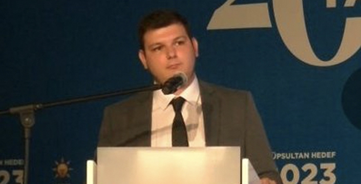 AK PARTİ GENÇLİK KOLU BAŞKANI İSTİFA ETTİ 