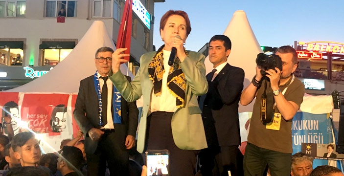 AKŞENER EYÜPSULTAN'DA ÖNEMLİ AÇIKLAMALAR YAPTI