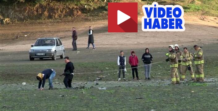 Alibeyköy Barajı’nda balçığa saplanan iki genci itfaiye kurtardı
