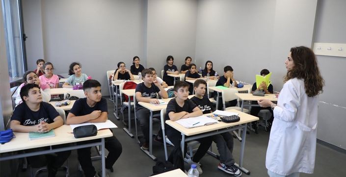 Bilgi Evleri’nde eğitimler başladı