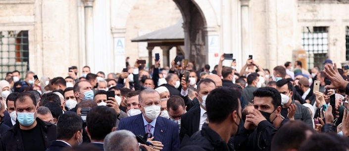 Cumhurbaşkanı Erdoğan'a Eyüpsultan'da sevgi seli