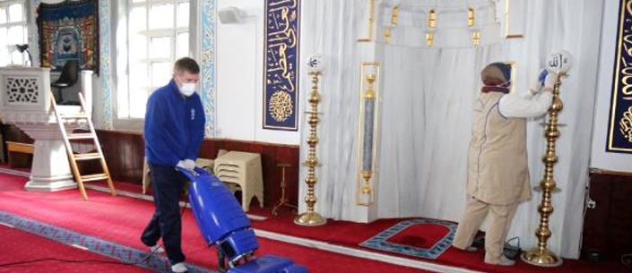 Eyüpsultan'da Camilerin Bakım Ve Temizliği Sürüyor