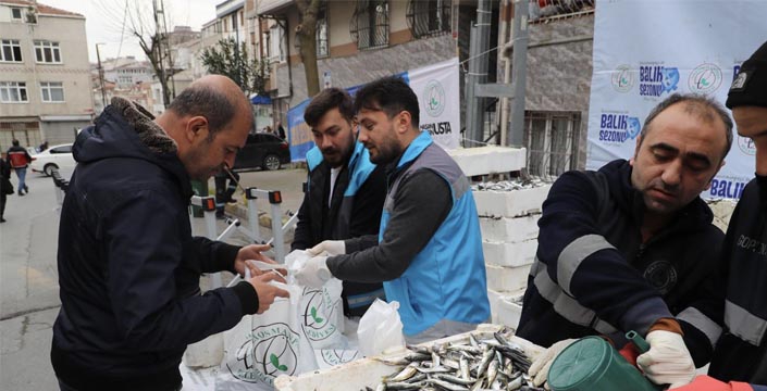 Gaziosmanpaşa Belediyesinden İftar Sofralarına Balık İkramı