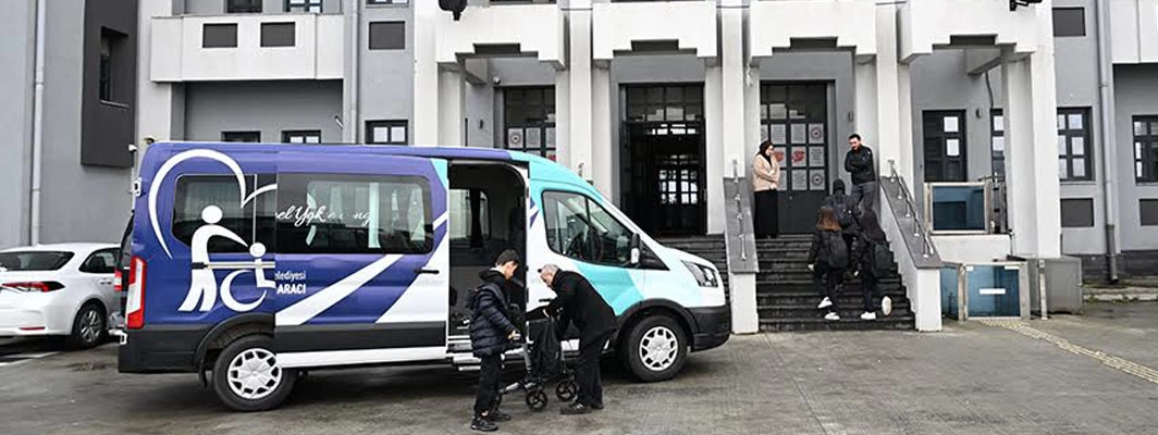 GAZİOSMANPAŞA’DA SAĞLIK VE EĞİTİM İÇİN ÜCRETSİZ ULAŞIM HİZMETİ