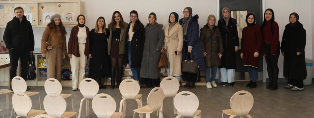 İBB EBEVEYN OKULU AÇTI
