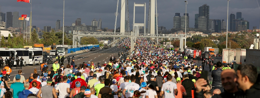 İMAMOĞLU TÜRKİYE İŞ BANKASI 46. İSTANBUL MARATONU’NU BAŞLATTI