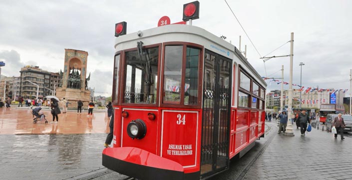 İSTİKLAL CADDESİNE BATARYALI TRAMVAY GELİYOR