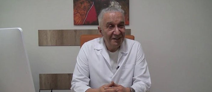 ÜNLÜ DOKTOR EYÜPSULTAN'DAKİ EVİNDE ÖLÜ BULUNDU