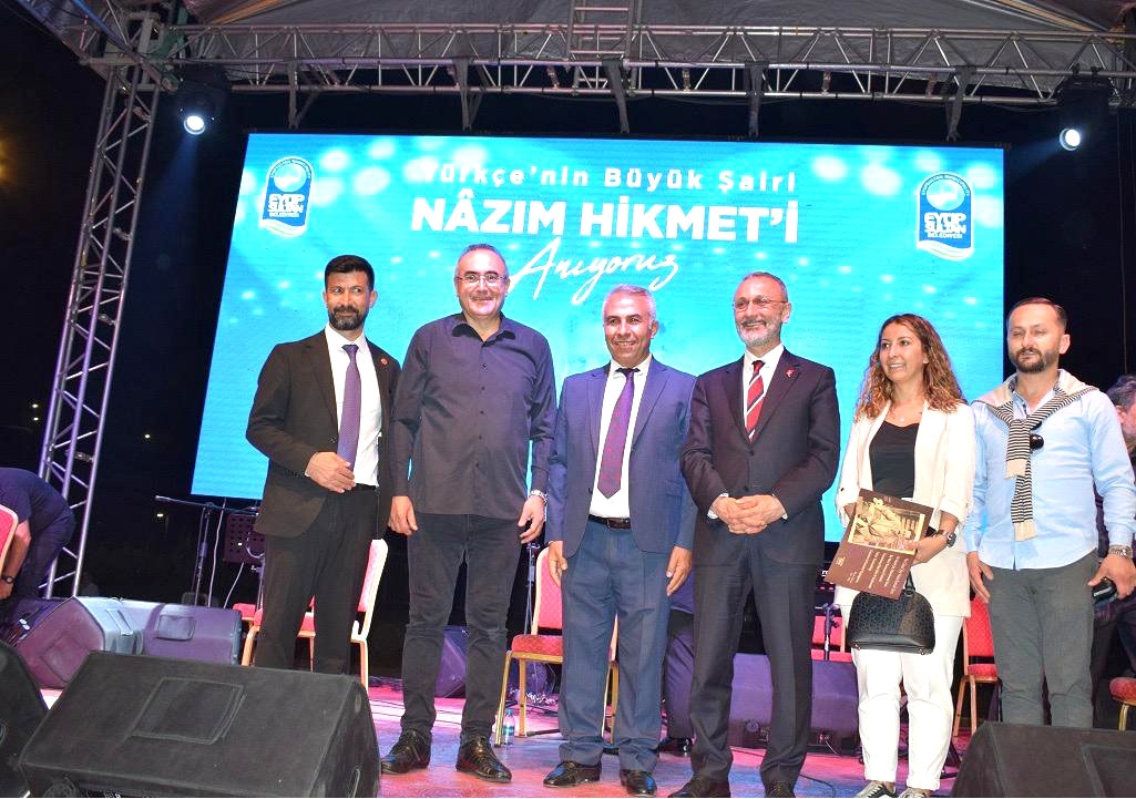 Usta Şair Nazım Hikmet Eyüpsultan’da anıldı